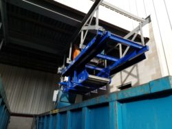 Shuttle Conveyor to load large outdoor truck